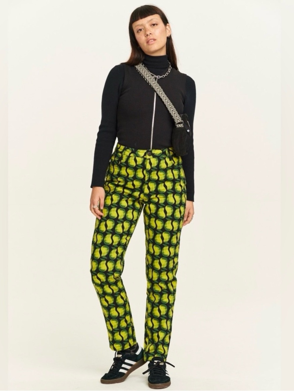 NWOT Lucy & Yak Dana Mom Twill Jeans Pear Drop Print Size W30